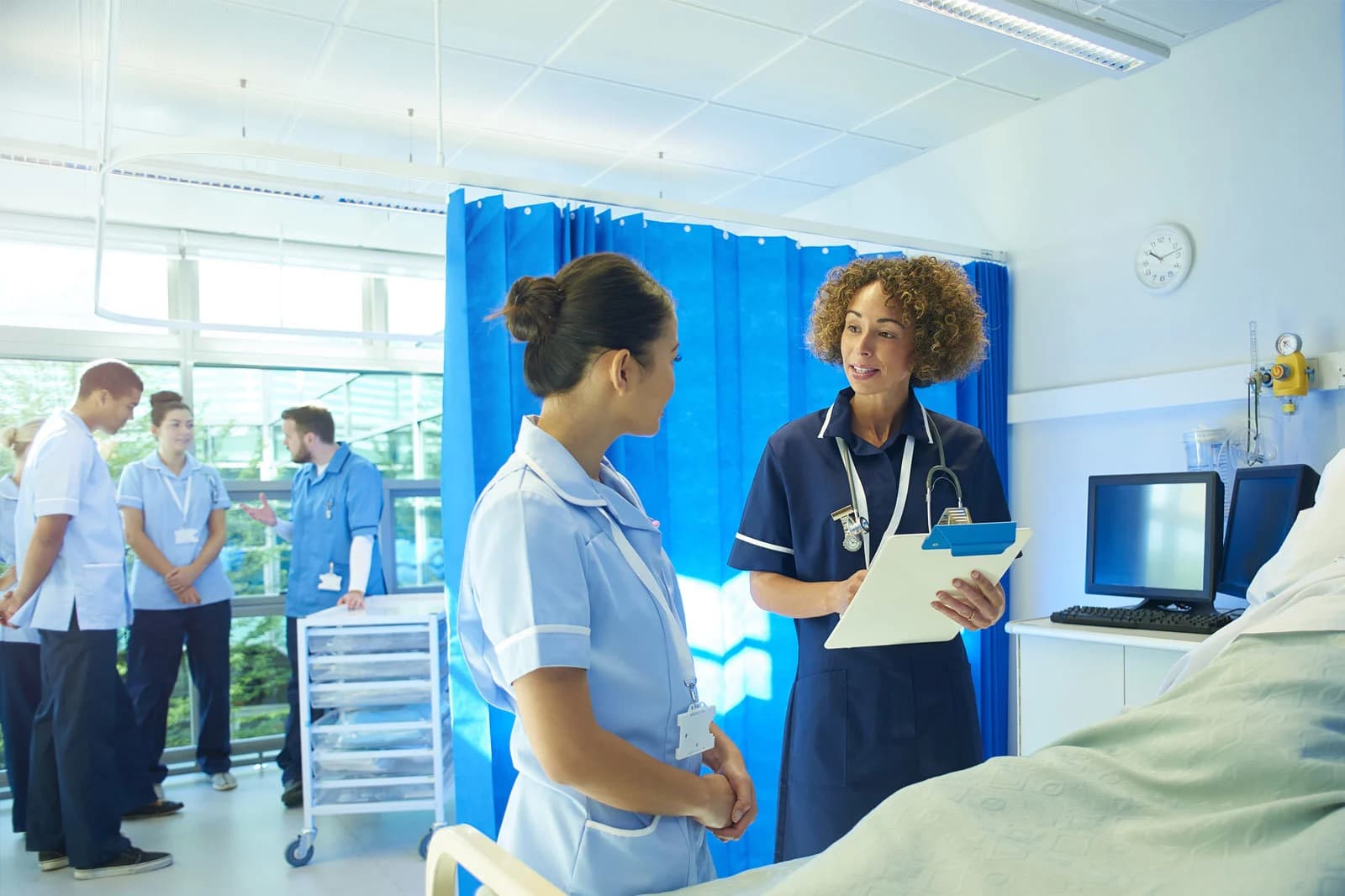 Residnets As Clinical Educators.